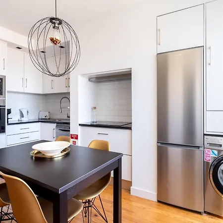 Akicity Penha Ivory * Lisboa